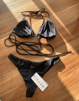 Bikini triangolo lacci