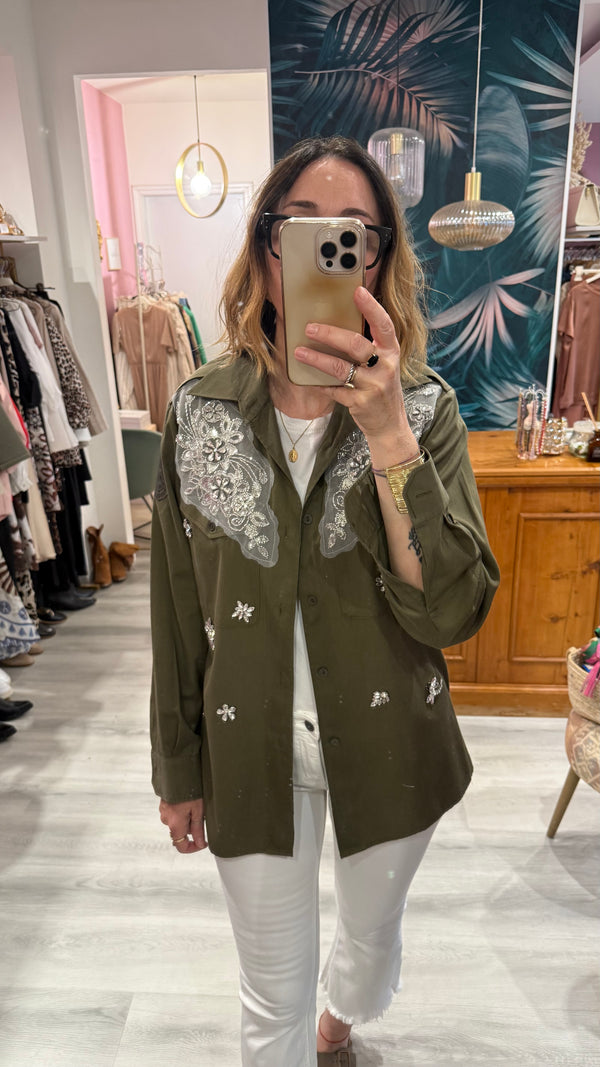 Camicia militare Haveone con applicazioni