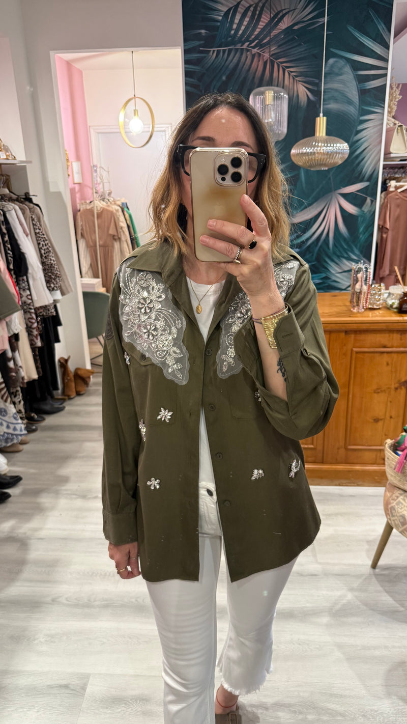 Camicia militare Haveone con applicazioni