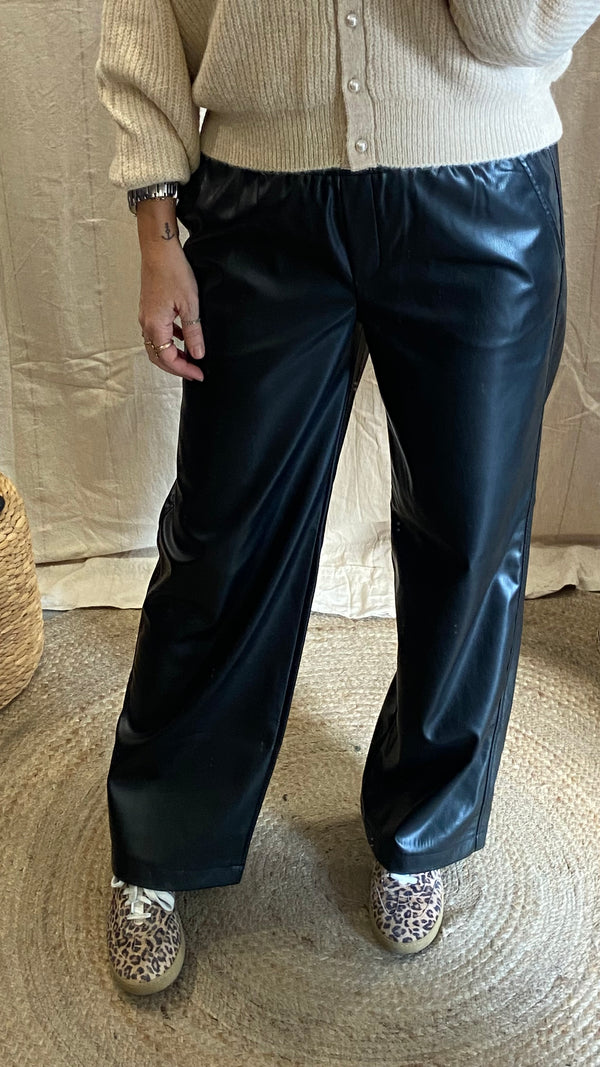 Pantalone largo effetto pelle