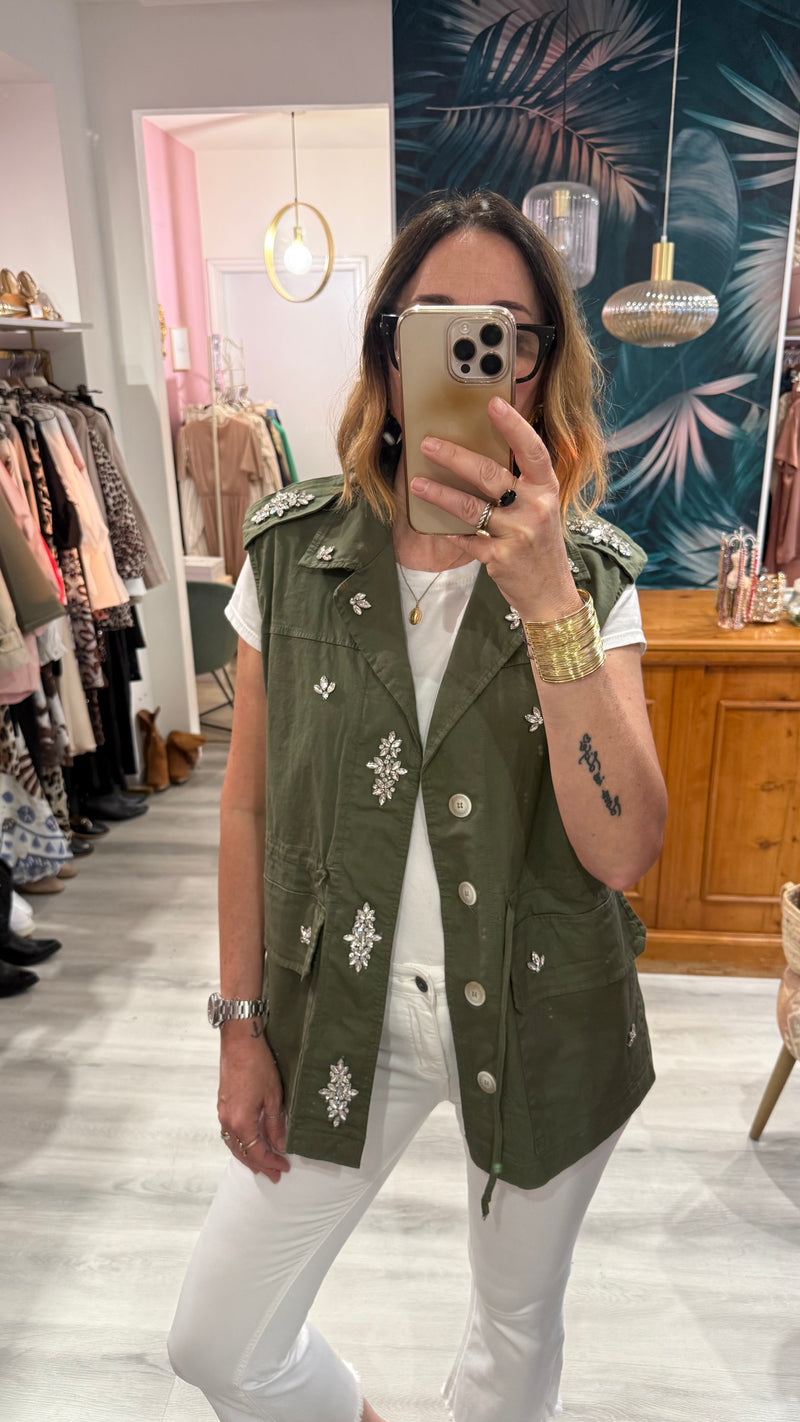 Gilet smanicato con applicazioni