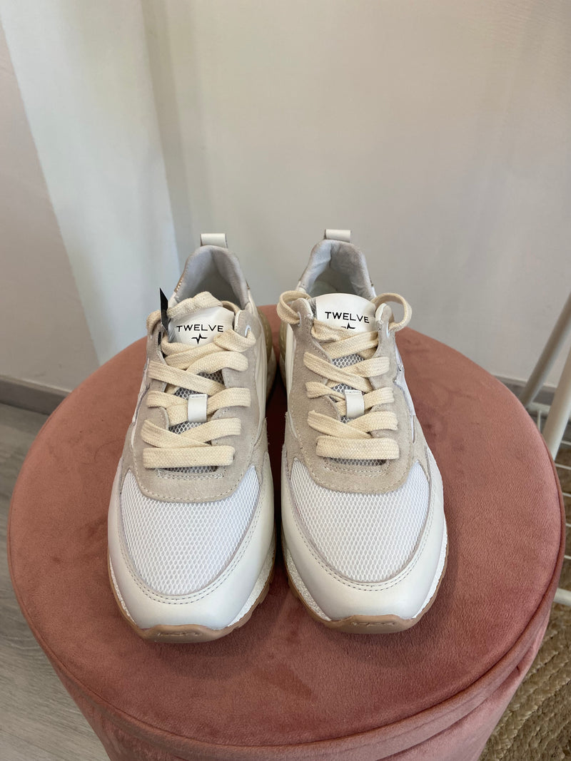 Sneakers twelve