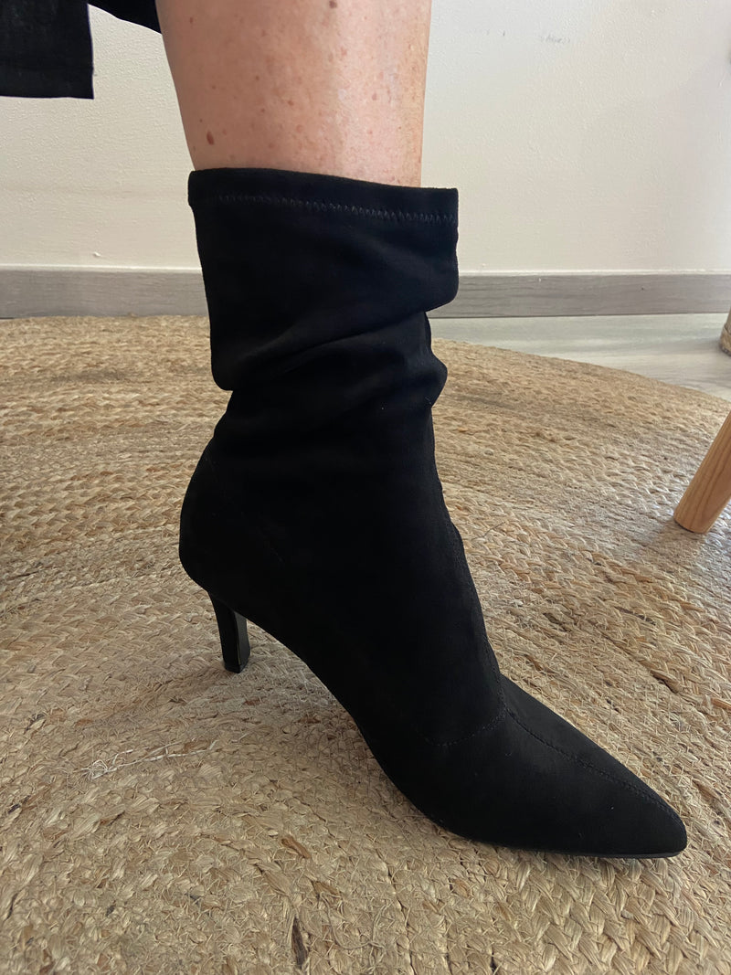 Stivaletto camoscio elasticizzato