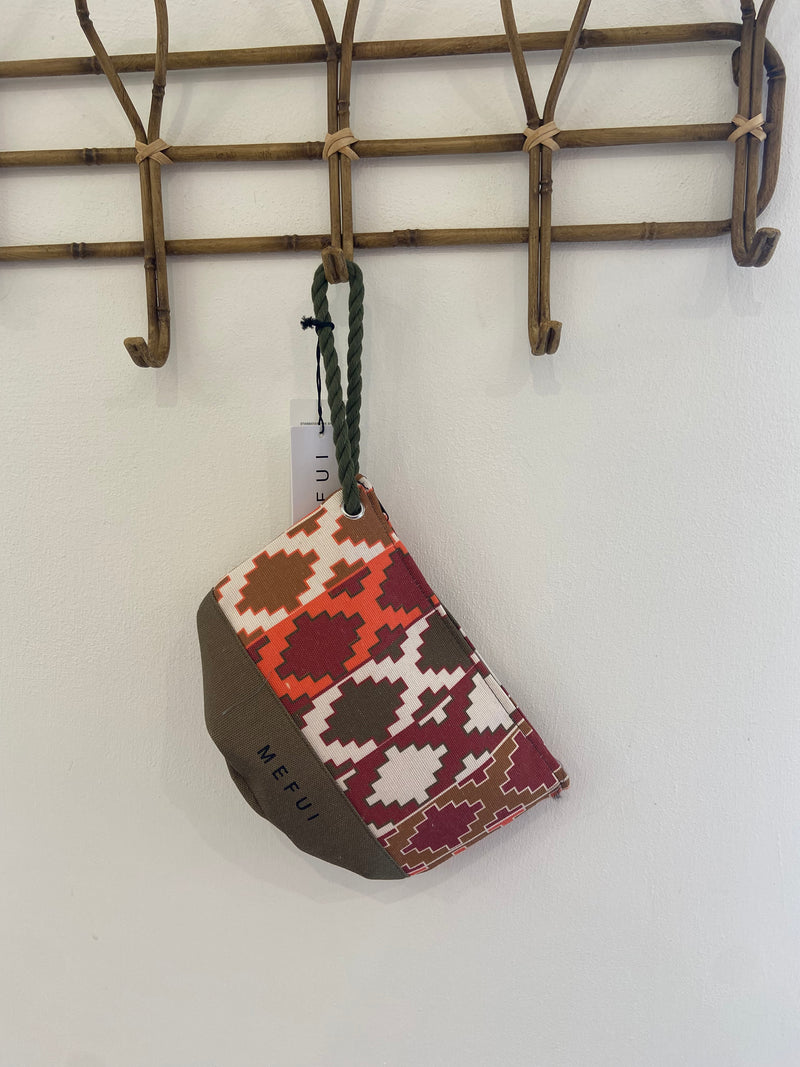 Pochette MEFUI