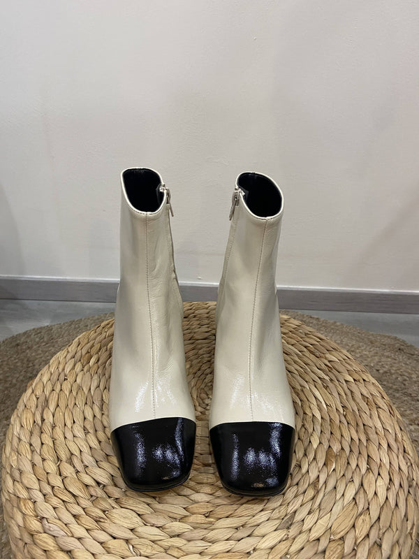Stivaletto bicolore  Ovye